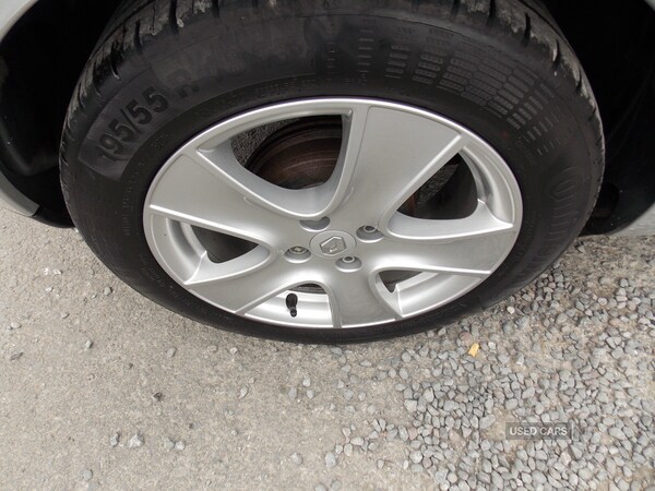 Used Renault Clio 2014 for sale - 75352091: Photo 9