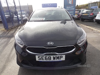 Used Kia Ceed 2019 for sale - 77511704: Photo