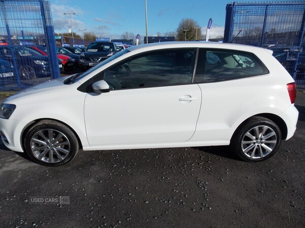 Used Volkswagen Polo 2015 for sale - 76338075: Photo 4