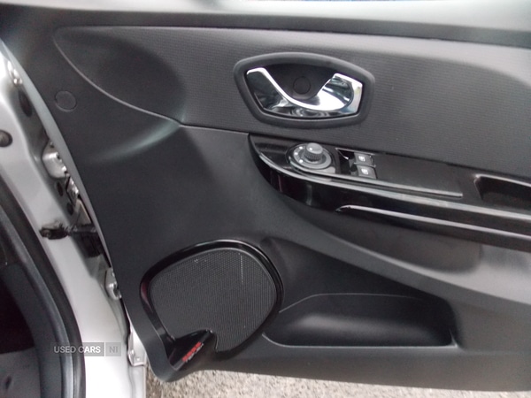 Used Renault Clio 2014 for sale - 76458285: Photo 17