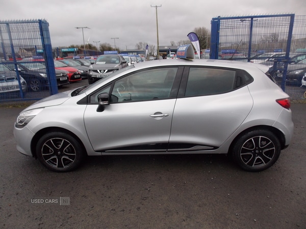 Used Renault Clio 2014 for sale - 76458285: Photo 4
