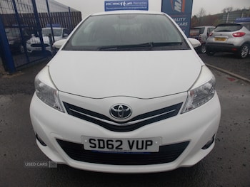 Used Toyota Yaris 2012 for sale - 76486249: Photo