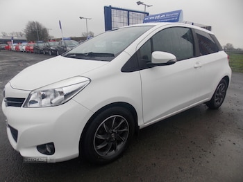 Used Toyota Yaris 2012 for sale - 76486249: Photo