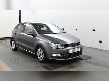 Used Volkswagen Polo 2015 for sale - 79396830: Photo