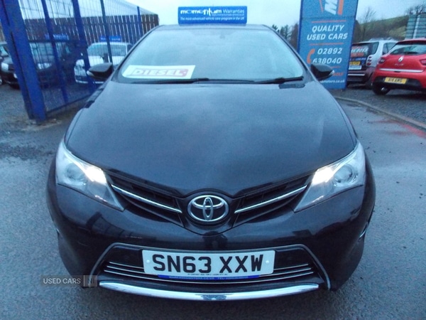 Used Toyota Auris 2013 for sale - 77254212: Photo 2