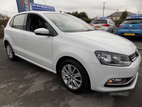 Used Volkswagen Polo 2015 for sale - 76371858: Photo 1
