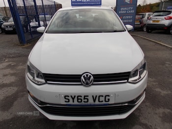 Used Volkswagen Polo 2015 for sale - 76371858: Photo
