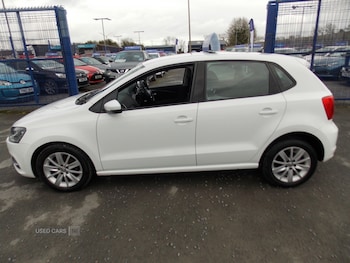 Used Volkswagen Polo 2015 for sale - 76371858: Photo