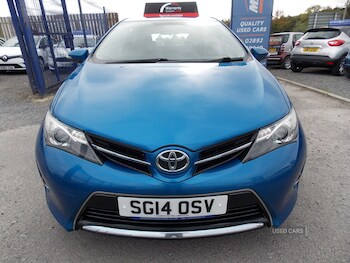 Used Toyota Auris 2014 for sale - 76153593: Photo 2