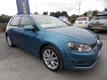 Volkswagen - Golf