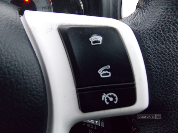 Used Toyota Yaris 2014 for sale - 76702748: Photo 22