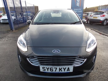 Used Ford Fiesta 2017 for sale - 76702751: Photo