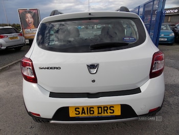 Used Dacia Sandero Stepway 2016 for sale - 76123196: Photo 4