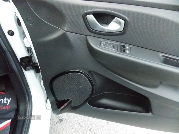 Used Renault Clio 2018 for sale - 76350101: Photo 17
