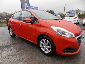 Used Peugeot 208 2015 for sale - 78539685: Photo