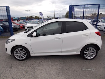 Used Mazda Mazda2 2013 for sale - 76190266: Photo 4