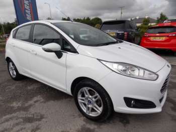2013 - 1.25 82 Zetec 5dr