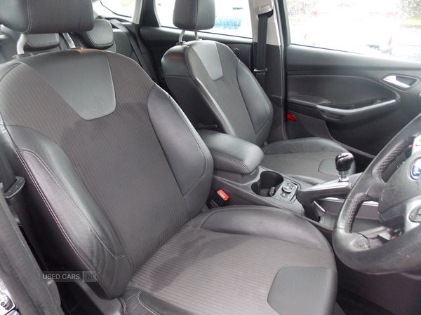 Used Ford Focus 2011 for sale - 76419424: Photo 18