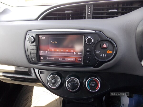 Used Toyota Yaris 2015 for sale - 74243647: Photo 20