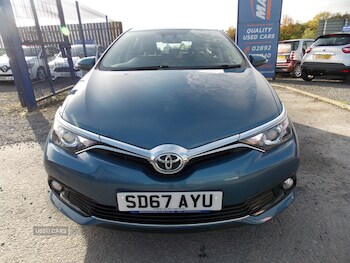 Used Toyota Auris 2017 for sale - 76153599: Photo 2