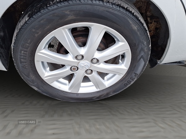 Used Toyota Yaris 2012 for sale - 77697249: Photo 13