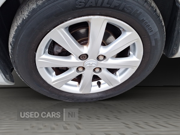 Used Toyota Yaris 2012 for sale - 77697249: Photo 15