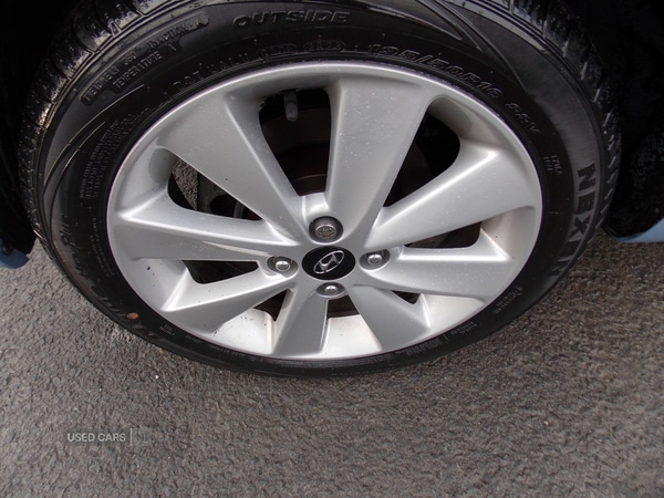 Used Hyundai i20 2013 for sale - 76802953: Photo 9