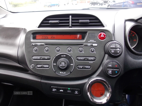 Used Honda Jazz 2014 for sale - 76825300: Photo 19