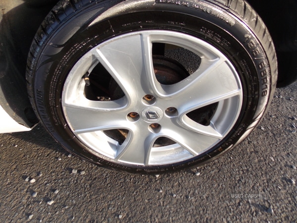 Used Renault Clio 2015 for sale - 76690339: Photo 12