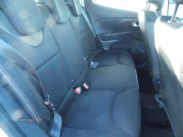 Used Renault Clio 2015 for sale - 76690339: Photo 14