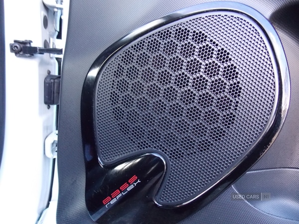 Used Renault Clio 2015 for sale - 76690339: Photo 18