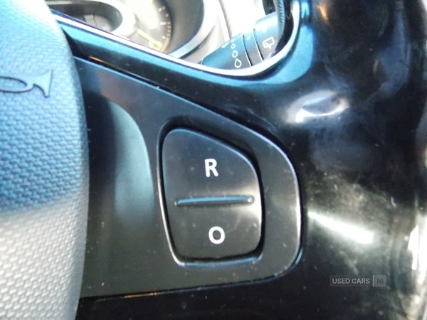 Used Renault Clio 2015 for sale - 76690339: Photo 24