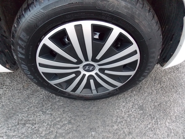 Used Hyundai i20 2014 for sale - 76702722: Photo 10