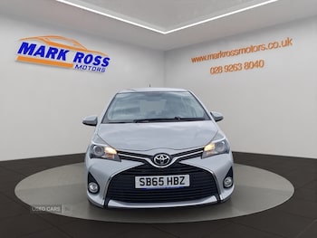 Used Toyota Yaris 2015 for sale - 78158057: Photo