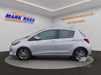 Used Toyota Yaris 2015 for sale - 78158057: Photo