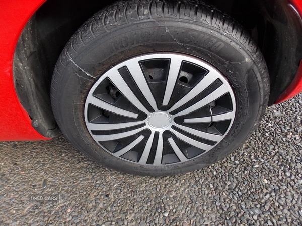 Used Suzuki Swift 2013 for sale - 76522878: Photo 12