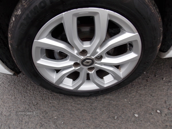 Used Renault Clio 2018 for sale - 76659576: Photo 11