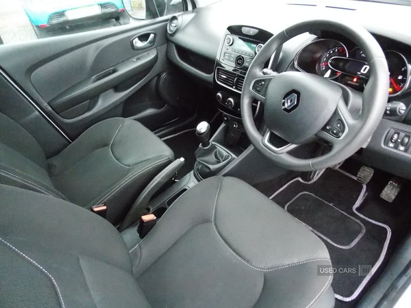 Used Renault Clio 2018 for sale - 76659576: Photo 15