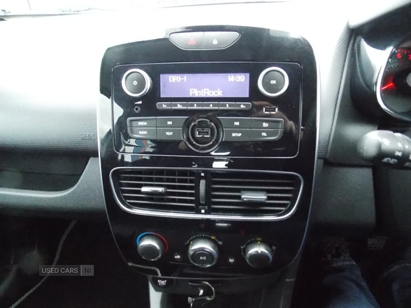 Used Renault Clio 2018 for sale - 76659576: Photo 19