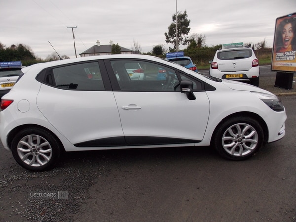 Used Renault Clio 2018 for sale - 76659576: Photo 8