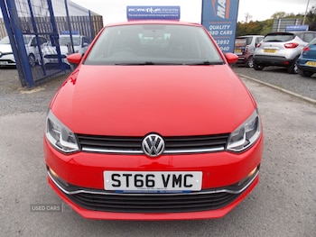 Used Volkswagen Polo 2016 for sale - 76216137: Photo 2