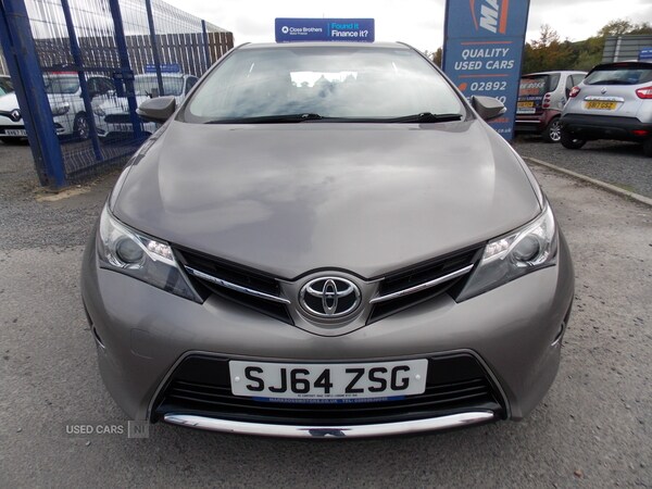 Used Toyota Auris 2014 for sale - 76153583: Photo 2