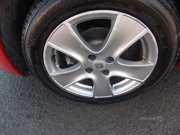 Used Renault Clio 2013 for sale - 77217977: Photo 11