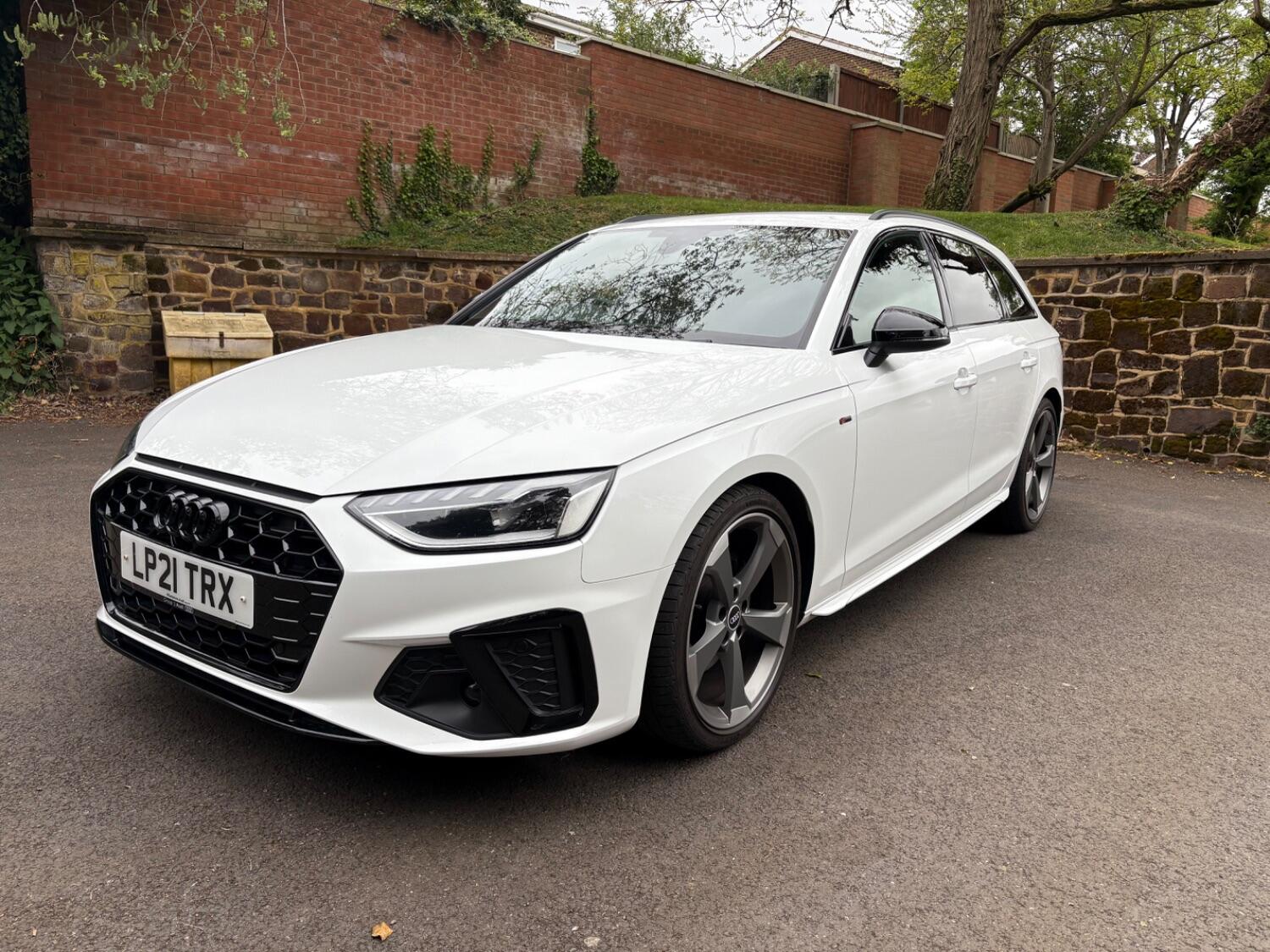 Used Audi A4 2021 for sale - 77033083: Photo 6