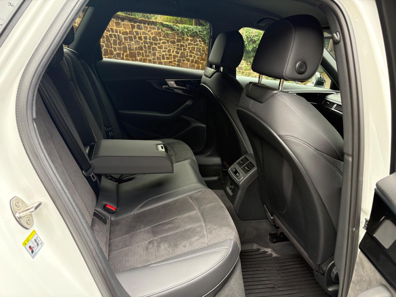 Used Audi A4 2021 for sale - 77033083: Photo 9