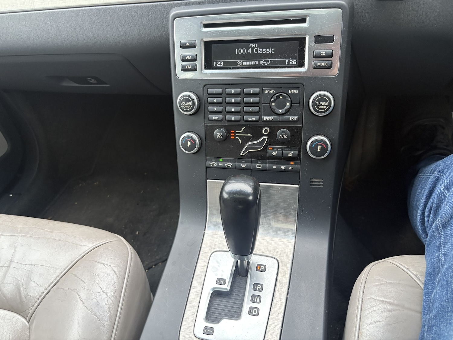 Used Volvo V70 2008 for sale - 77023174: Photo 15