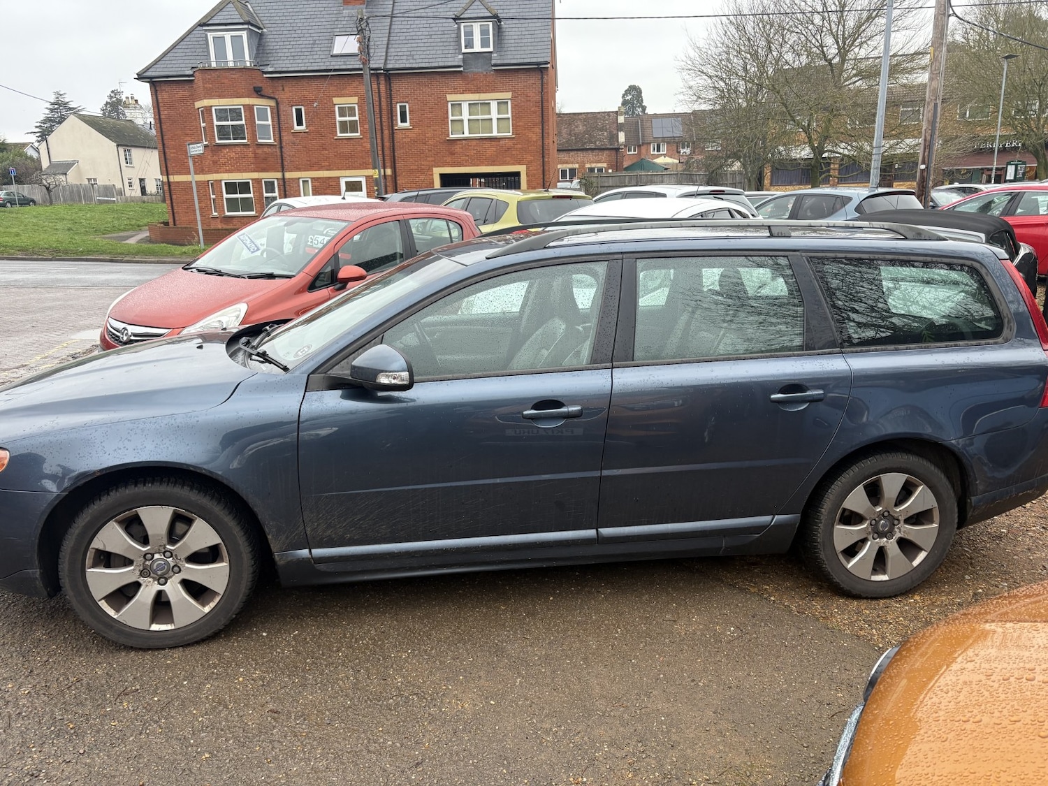 Used Volvo V70 2008 for sale - 77023174: Photo 4