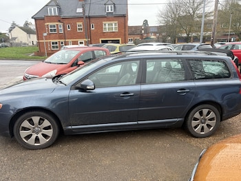 Used Volvo V70 2008 for sale - 77023174: Photo