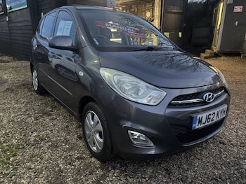 Used Hyundai i10 2012 for sale - 77264477: Photo