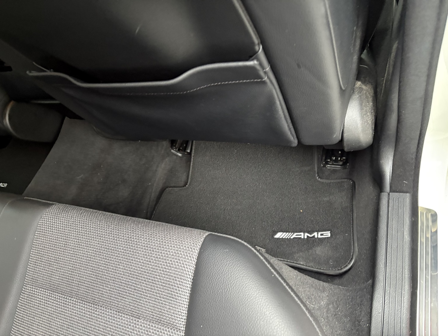 Used Mercedes-Benz C Class 2012 for sale - 77241910: Photo 23